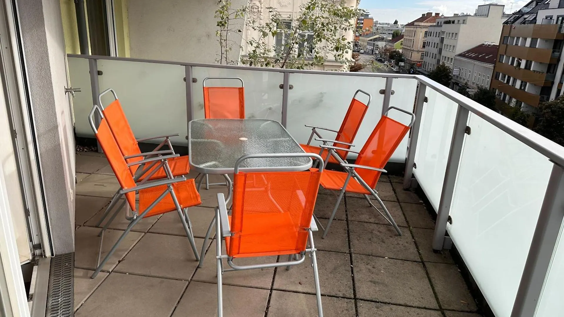 Διαμέρισμα Huge Flat With Terrace & Parking And 3 Bed Rooms Βιέννη